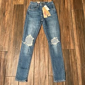👖 NWT Levi’s brand women’s 721 high rise skinny jeans
